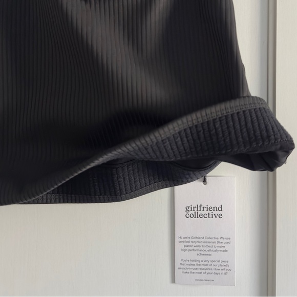 Girlfriend Collective Rib Paloma Racerback Sports Bra in Black Size Small - Picture 4 of 6